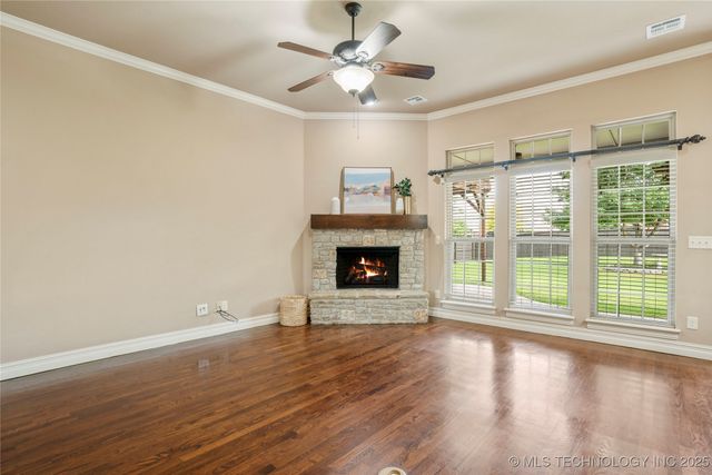 425 W 128th Street S, Jenks, OK 74037