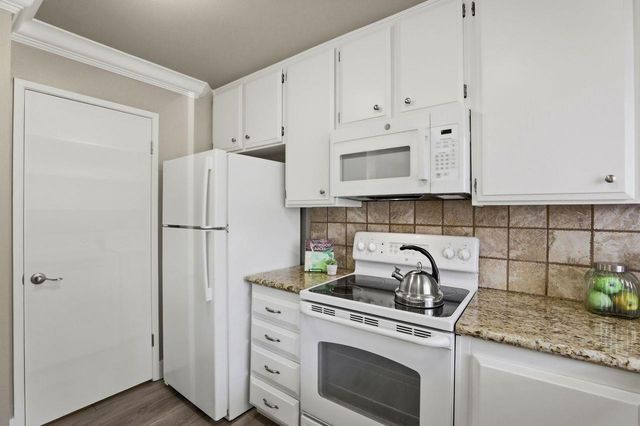 278 Hartnell Pl, Sacramento, CA 95825