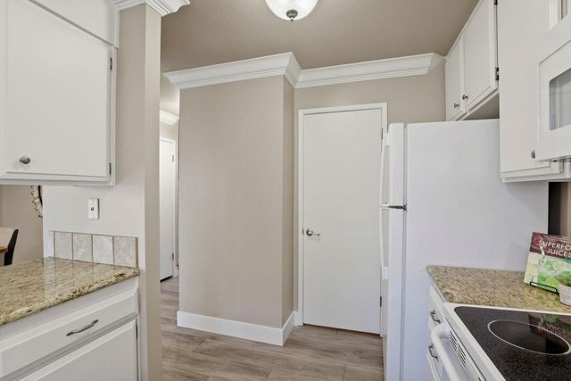 278 Hartnell Pl, Sacramento, CA 95825