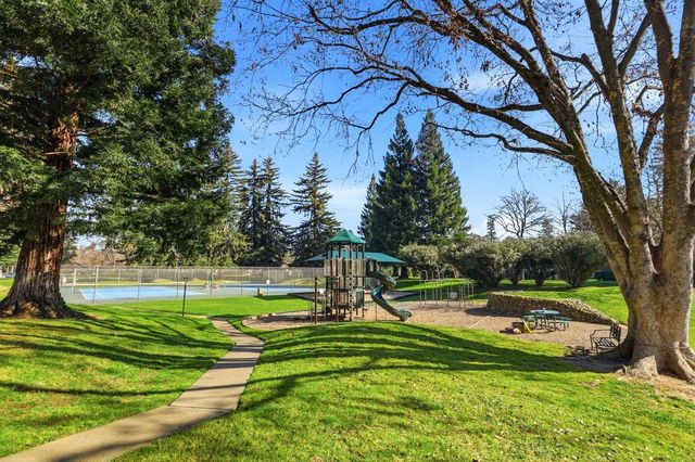 278 Hartnell Pl, Sacramento, CA 95825