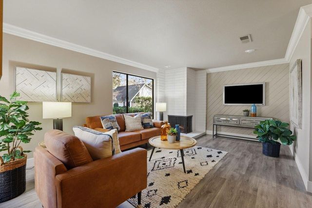 278 Hartnell Pl, Sacramento, CA 95825