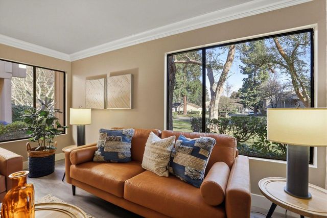 278 Hartnell Pl, Sacramento, CA 95825