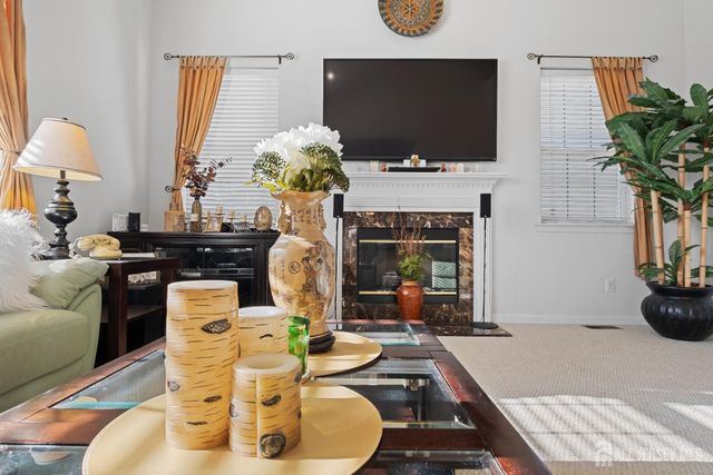 3 Summerfield Drive, Franklin, NJ 08540