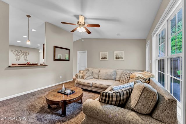 3345 Cummins Lane, Knoxville, TN 37921