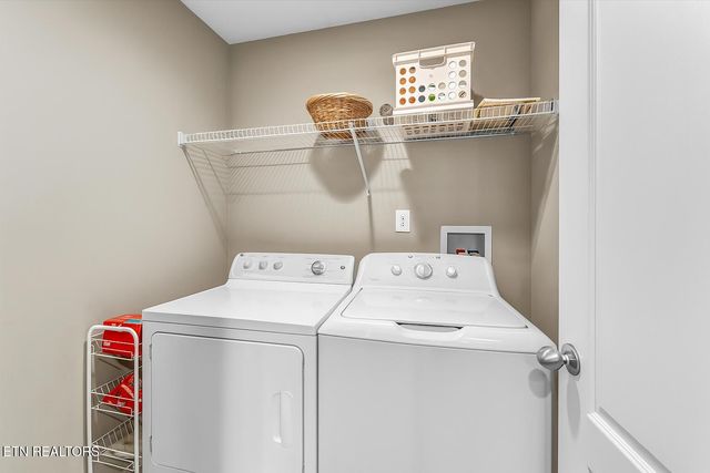 3345 Cummins Lane, Knoxville, TN 37921