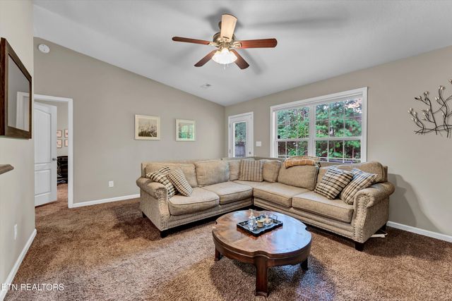 3345 Cummins Lane, Knoxville, TN 37921