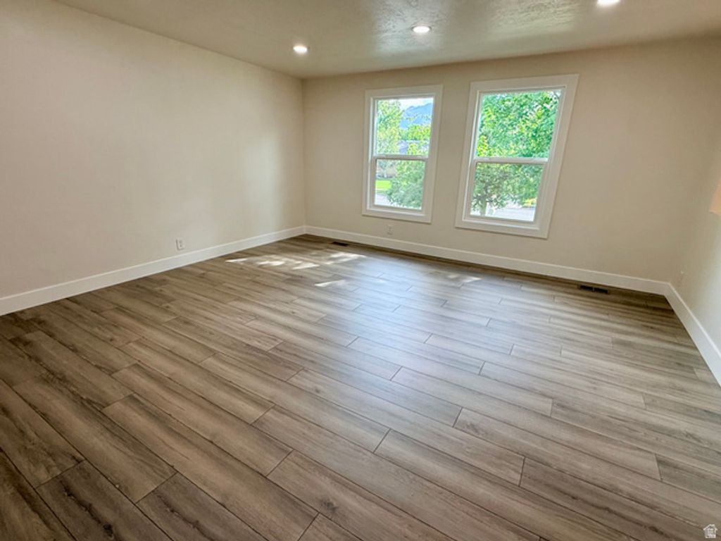 10320 S CLEARVIEW DR, Sandy, UT 84070 — photo 3