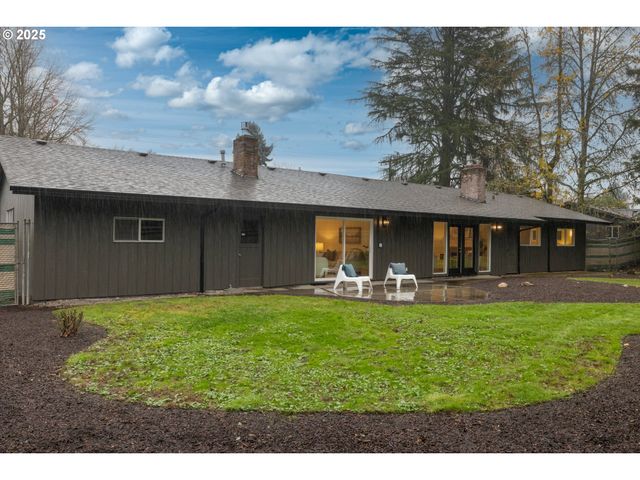8920 Sw JAMIESON Rd, Portland, OR 97225