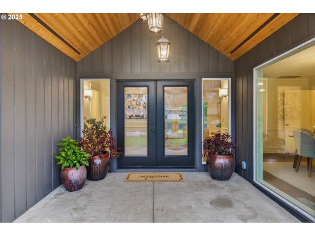 8920 Sw JAMIESON Rd, Portland, OR 97225