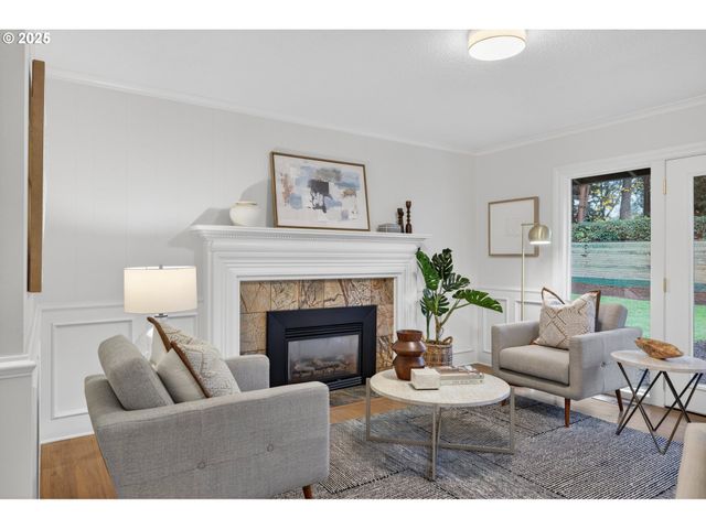 8920 Sw JAMIESON Rd, Portland, OR 97225