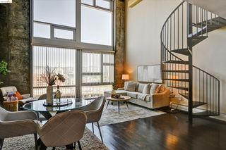 311 Oak St Pent 9, Oakland, CA 94607