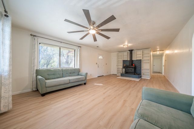 2580 Keswick Dam Road, Redding, CA 96003