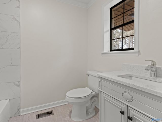 288 Greenwood Avenue, Boaz, AL 35957