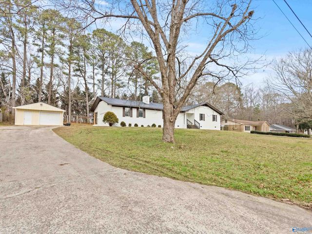 288 Greenwood Avenue, Boaz, AL 35957