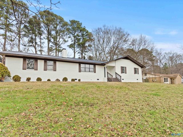 288 Greenwood Avenue, Boaz, AL 35957