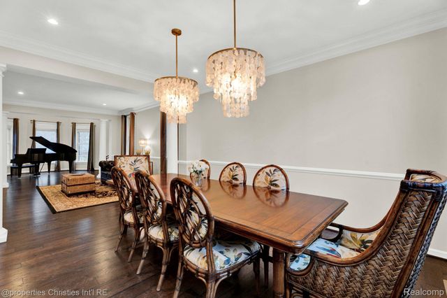 24329 Saybrook Court, Novi, MI 48374