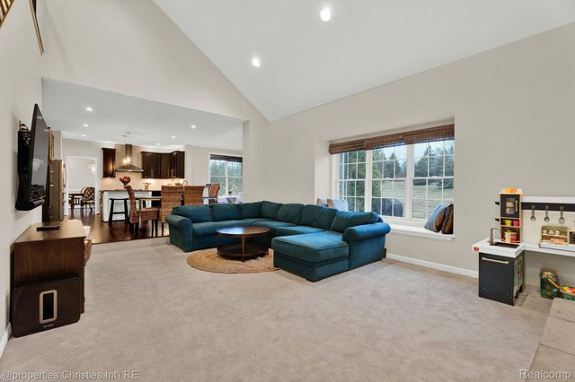 24329 Saybrook Court, Novi, MI 48374