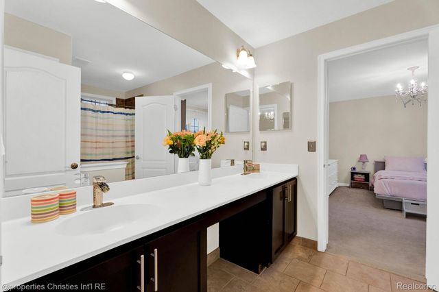 24329 Saybrook Court, Novi, MI 48374