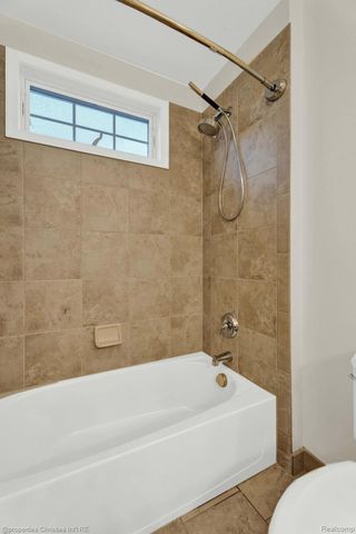 24329 Saybrook Court, Novi, MI 48374