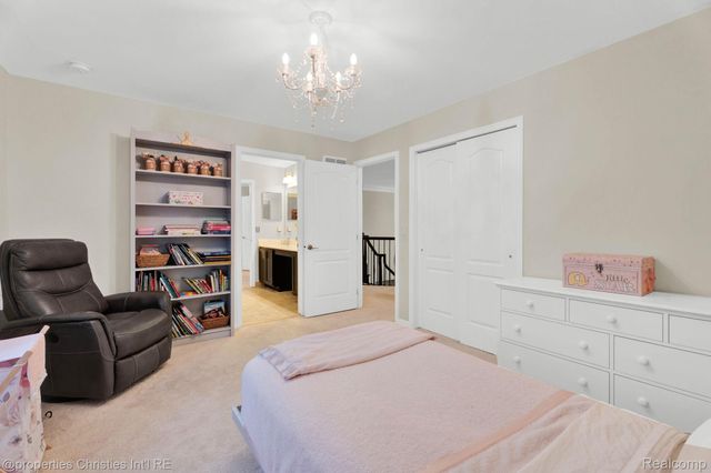 24329 Saybrook Court, Novi, MI 48374