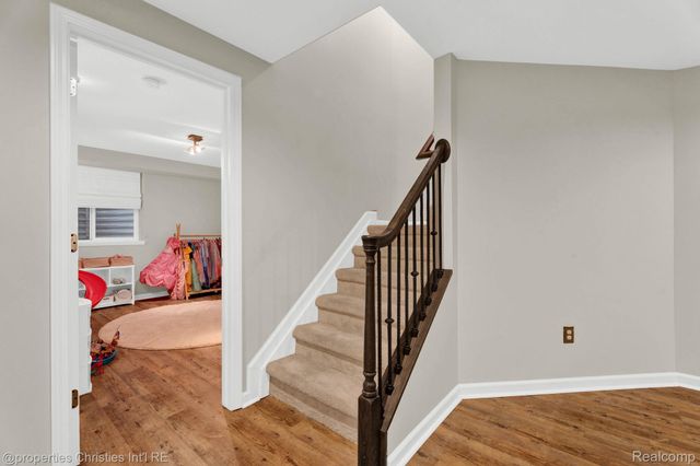 24329 Saybrook Court, Novi, MI 48374