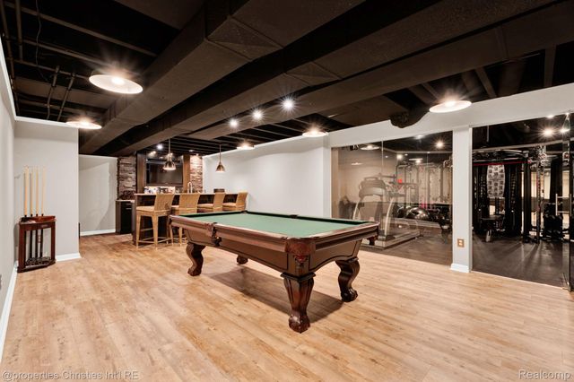 24329 Saybrook Court, Novi, MI 48374