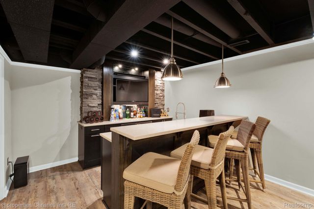 24329 Saybrook Court, Novi, MI 48374