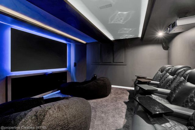 24329 Saybrook Court, Novi, MI 48374