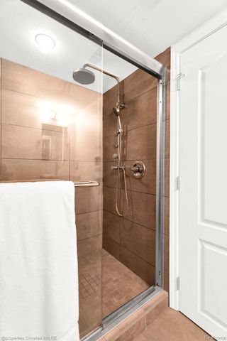 24329 Saybrook Court, Novi, MI 48374