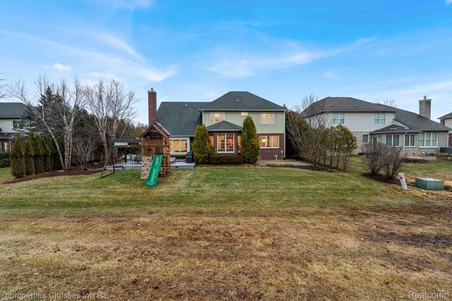 24329 Saybrook Court, Novi, MI 48374