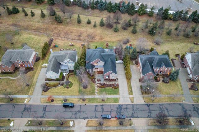 24329 Saybrook Court, Novi, MI 48374