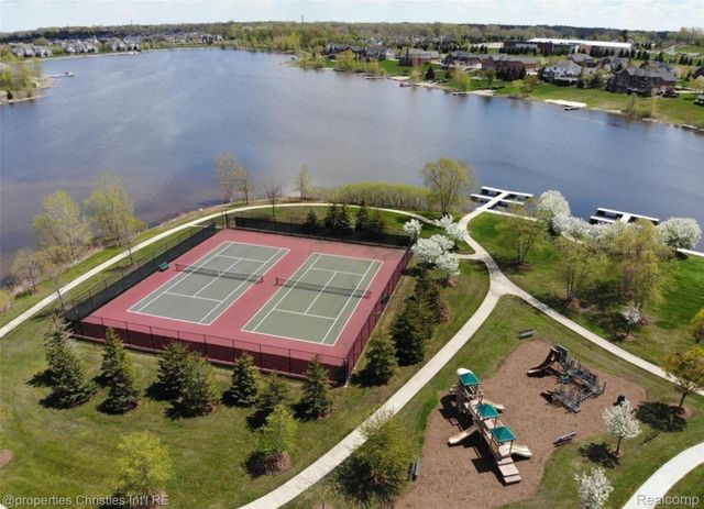 24329 Saybrook Court, Novi, MI 48374