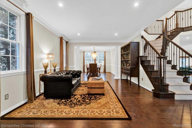 24329 Saybrook Court, Novi, MI 48374