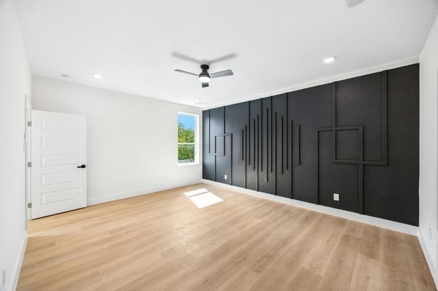 413 N Patton Avenue, Dallas, TX 75203