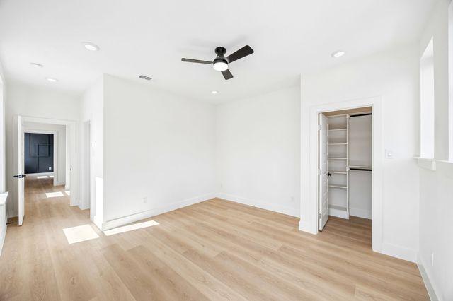413 N Patton Avenue, Dallas, TX 75203