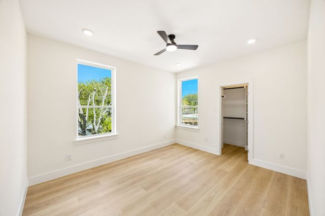 413 N Patton Avenue, Dallas, TX 75203