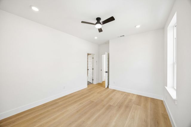 413 N Patton Avenue, Dallas, TX 75203