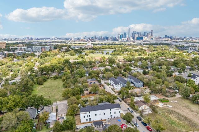 413 N Patton Avenue, Dallas, TX 75203