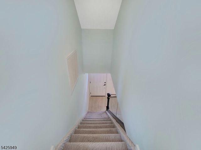 23 Clara Pl, Cedar Grove Twp., NJ 07009