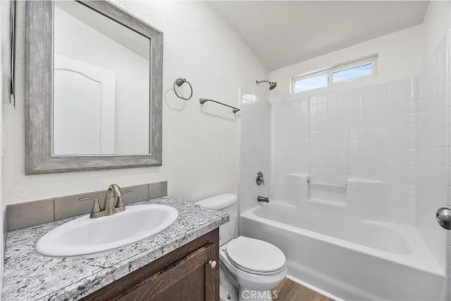 259 Mary Kay, Bakersfield, CA 93308