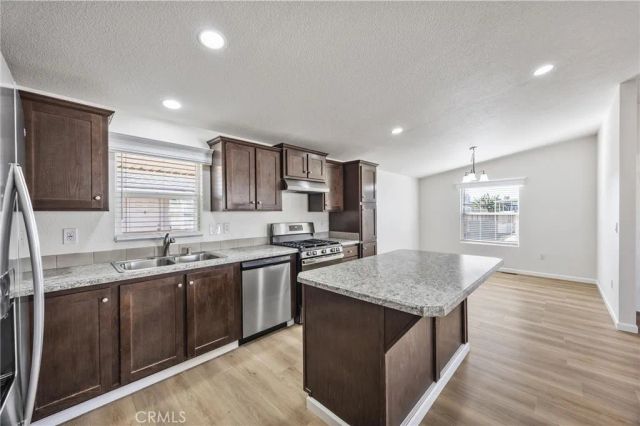 259 Mary Kay, Bakersfield, CA 93308