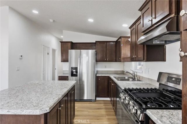259 Mary Kay, Bakersfield, CA 93308