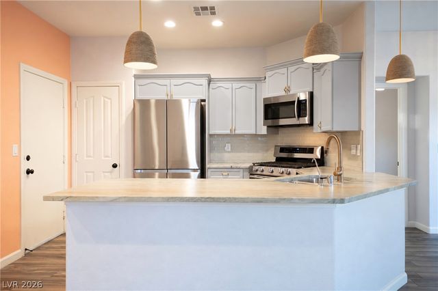 1169 Stormy Valley Road, Las Vegas, NV 89123
