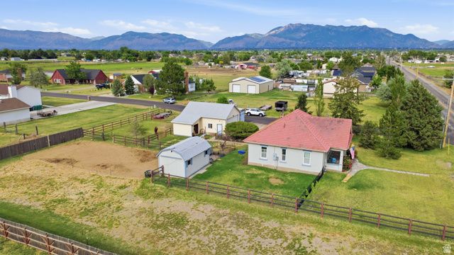5264 W 5500 S, Hooper, UT 84315