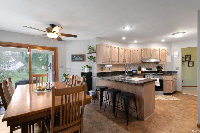 51948 N Winding Waters Lane, Elkhart, IN 46514