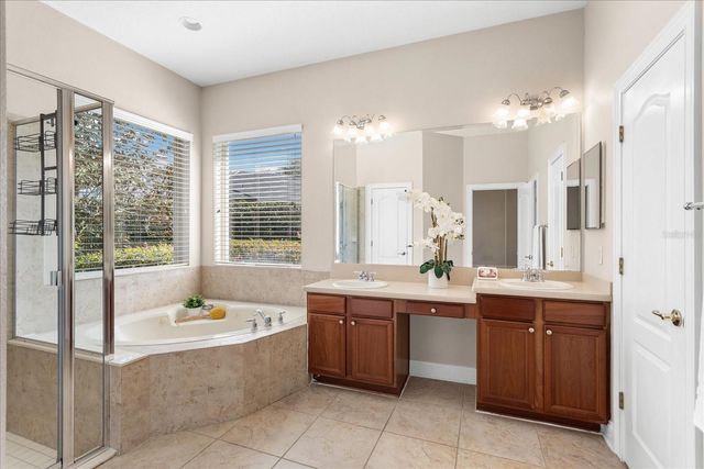 25516 HAWKS RUN LANE, Sorrento, FL 32776