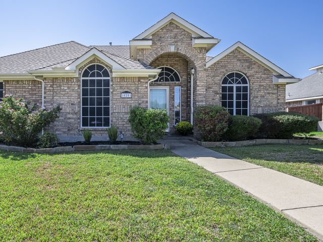 10201 Evergreen Drive, Rowlett, TX 75089