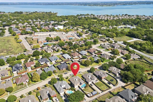 10201 Evergreen Drive, Rowlett, TX 75089