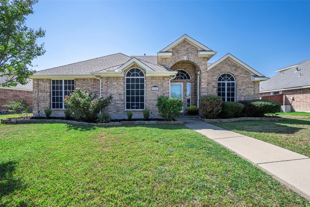10201 Evergreen Drive, Rowlett, TX 75089