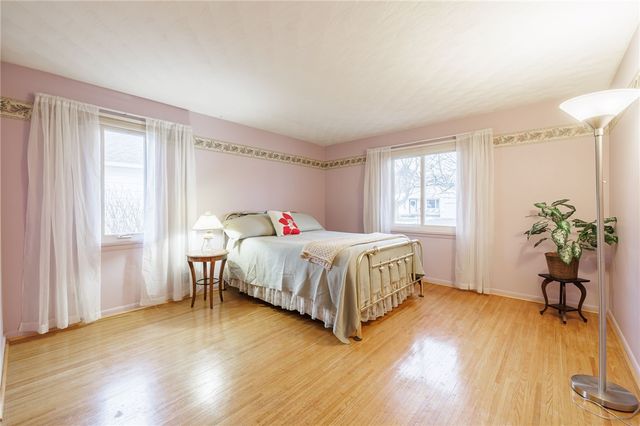 59 Creekside Drive, Irondequoit, NY 14622